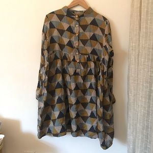 Yoko girl baby doll dress w/ geometric pattern